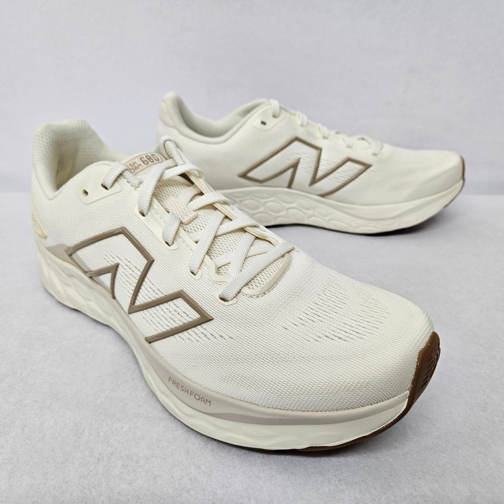 New Balance Women's Fresh Foam 680 V8 Running Shoes‎ W680CC8 Mismatched L:9 R:10